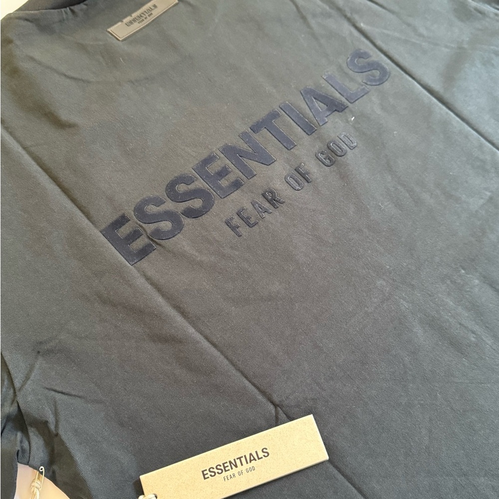 Essentials “fear of god” limo mens medium